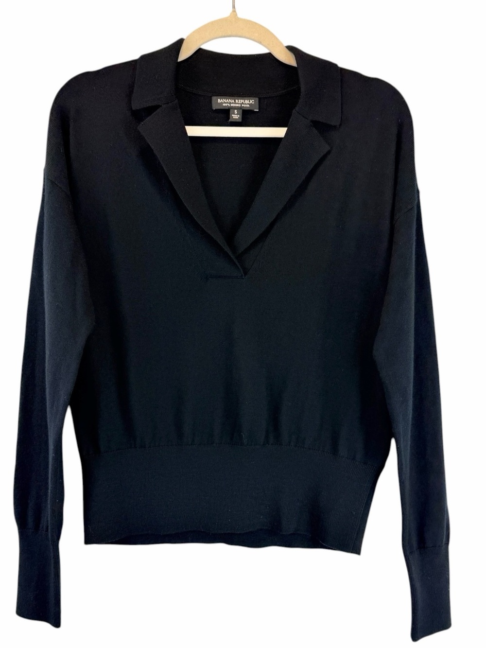 Banana Republic 100% Merino Wool Johnny Collar V-Neck Sweater Black Sz S
